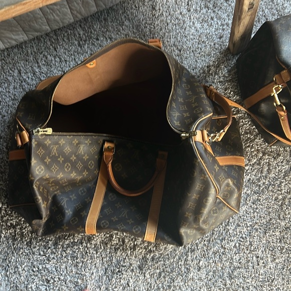 Louis Vuitton Keepall 60 Bandouliere Duffel Bag - Picture 15 of 16